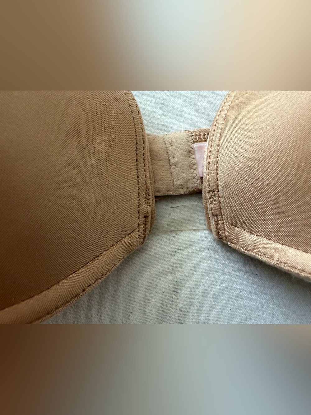 Victoria’s Secret Strapless Nude Bra - Picture 2 of 7